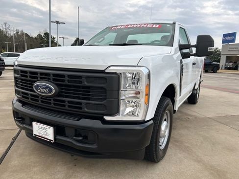 Used 2024 Ford F250 XL image 3