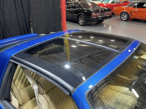 Used 1987 Chevrolet Camaro Z28 image 16