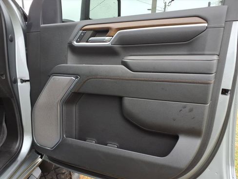 Used 2024 Chevrolet Silverado 3500 High Country w/ High Country Premium Package image 13