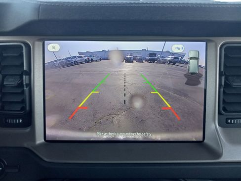 Used 2025 Ford Bronco Outer Banks image 19