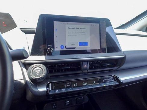 Certified 2024 Toyota Prius LE FWD image 17