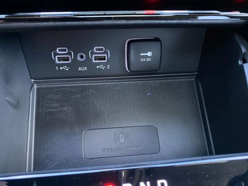 Used 2025 Jeep Grand Cherokee L Laredo image 35