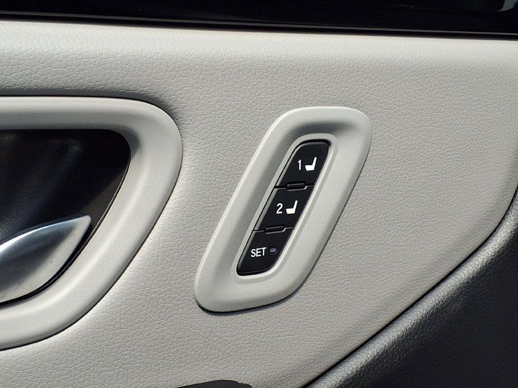 Used 2025 Honda Pilot EX-L image 28
