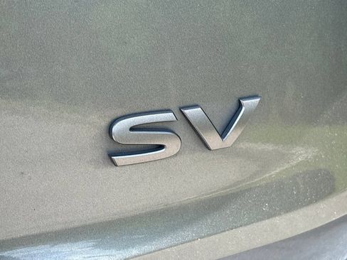 Used 2024 Nissan Rogue SV w/ SV Premium Package FWD image 25