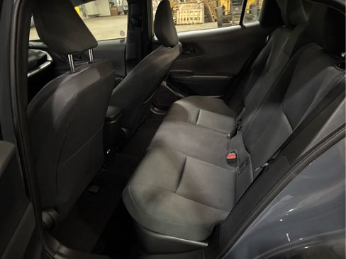 Used 2025 Toyota Prius LE FWD image 8