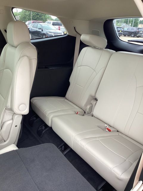 Used 2023 Buick Enclave Essence w/ Experience Buick Package AWD/4WD image 8