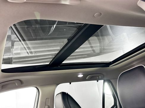 Certified 2023 Honda Pilot Elite image 20