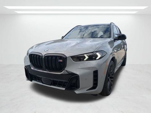 New 2026 BMW X5 M60i image 8