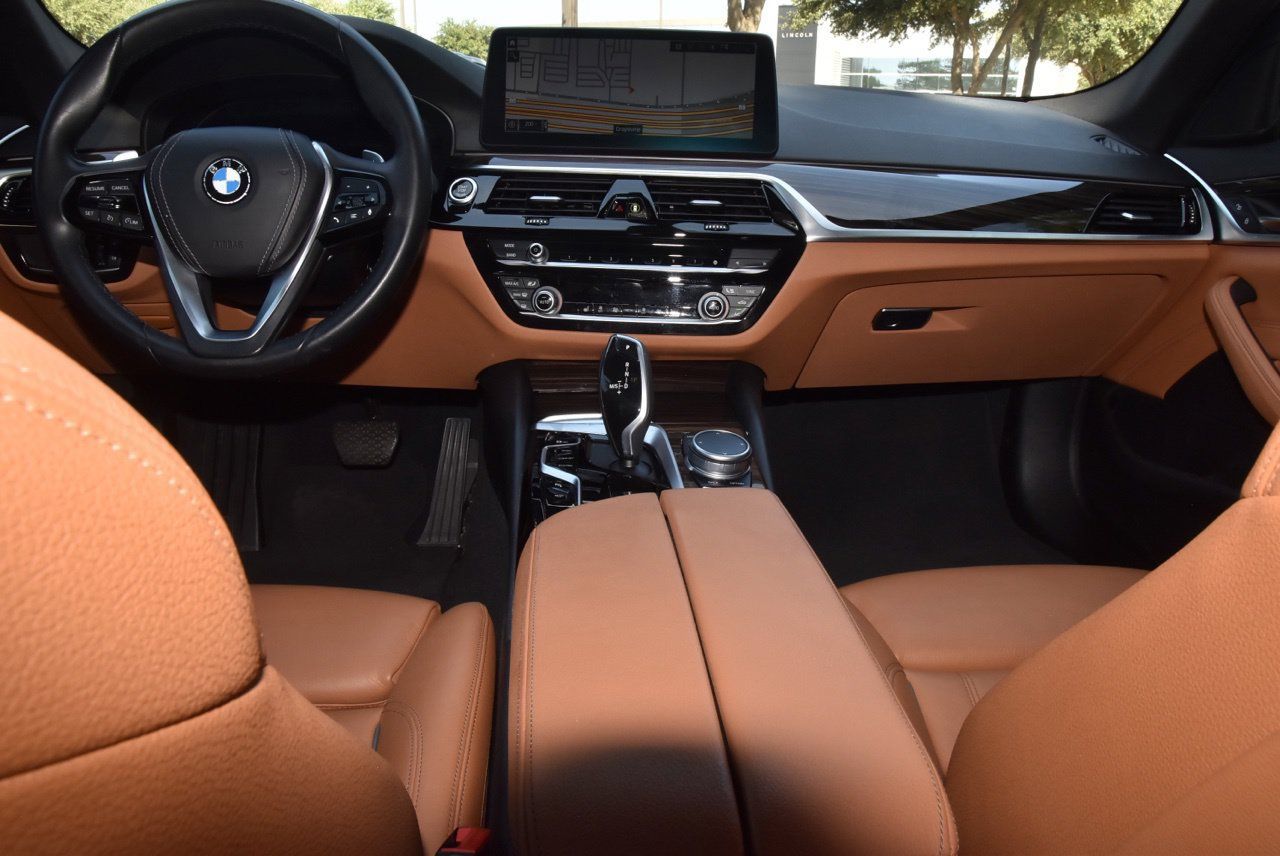 Used 2021 BMW 540i w/ Convenience Package RWD image 16
