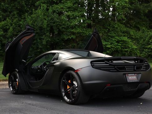 Used 2013 McLaren MP4-12C Spider image 18