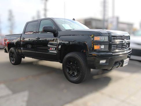 Used 2015 Chevrolet Silverado 1500 LTZ Z71 w/ Midnight Edition image 21
