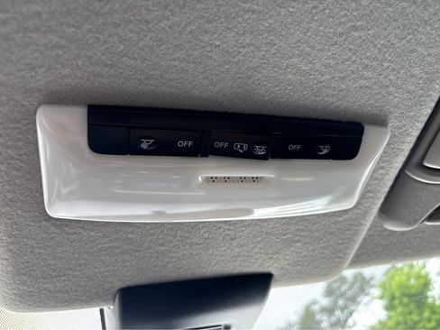 New 2025 Nissan Kicks Play S image 34