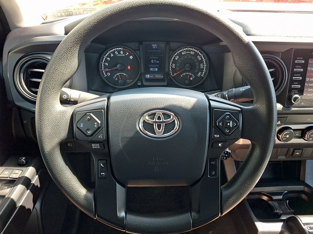 Used 2020 Toyota Tacoma SR AWD/4WD image 18
