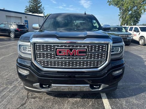 Used 2017 GMC Sierra 1500 Denali w/ Denali Ultimate Package AWD/4WD image 9