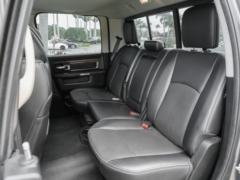 Used 2016 RAM 1500 Laramie w/ Convenience Group image 18