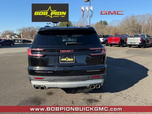 Used 2026 GMC Acadia Elevation w/ Elevation Premium Package image 4