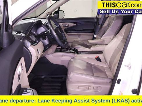 Used 2019 Honda Pilot Touring image 24