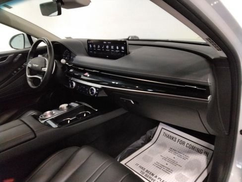 Used 2023 Genesis G80 2.5T image 44