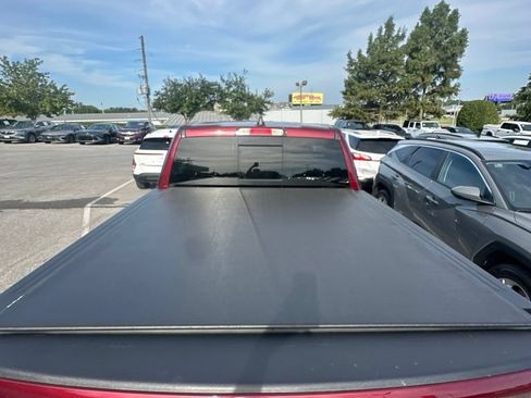 Used 2022 RAM 1500 Big Horn AWD/4WD image 9