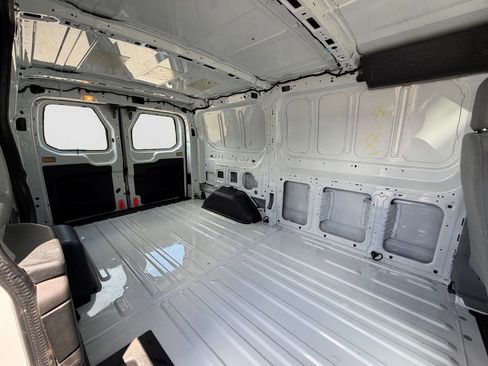 Used 2015 Ford Transit 150 130 Low Roof RWD image 17