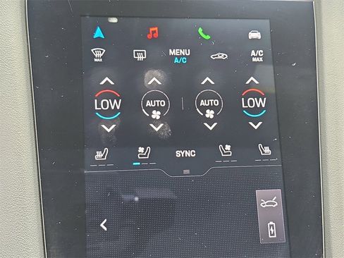 Used 2023 Porsche Taycan image 27