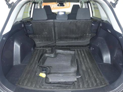 Used 2021 Toyota RAV4 LE AWD/4WD image 26