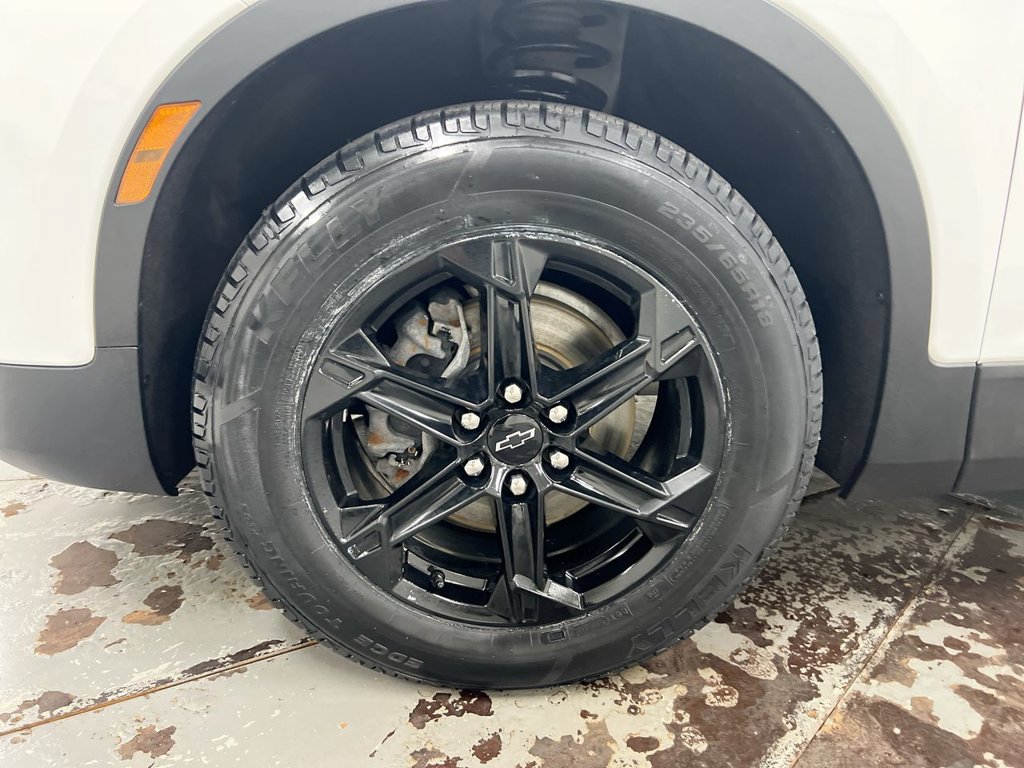 Used 2023 Chevrolet Blazer LT w/ Convenience Package FWD image 26