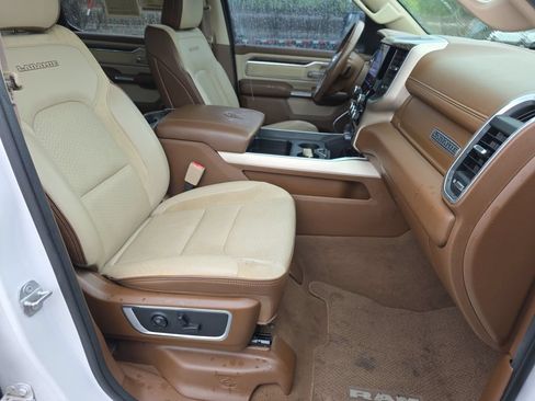 Used 2019 RAM 1500 Laramie AWD/4WD image 35
