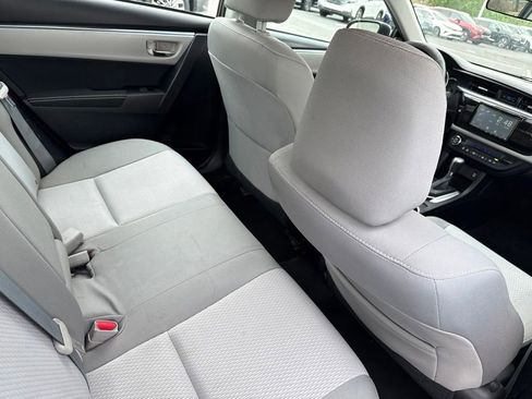 Used 2015 Toyota Corolla LE FWD image 27