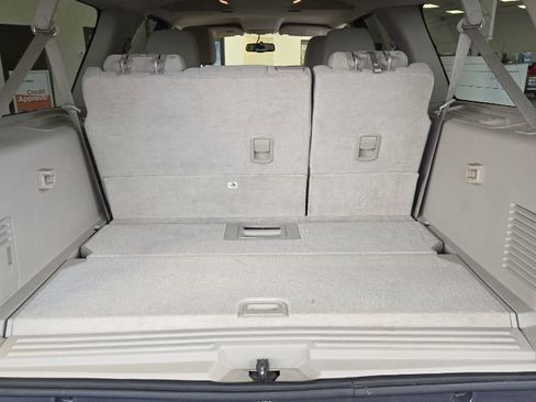 Used 2012 Ford Expedition EL XLT w/ HD Trailer Tow Pkg image 9