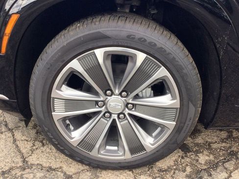 New 2026 Cadillac Vistiq Luxury image 21