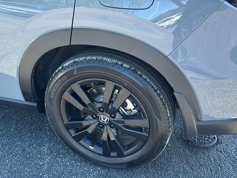 Certified 2026 Honda HR-V Sport image 9