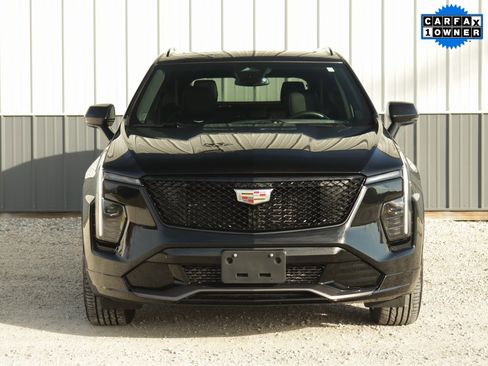 Certified 2024 Cadillac XT4 Sport image 2