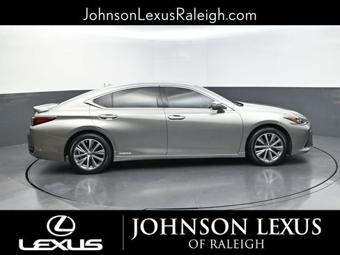 Used 2021 Lexus ES 300h w/ Premium Package FWD image 6
