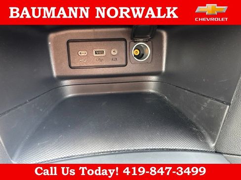 Used 2024 Chevrolet Equinox LS FWD image 27