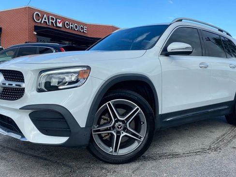 Used 2021 Mercedes-Benz GLB 250 4MATIC image 1