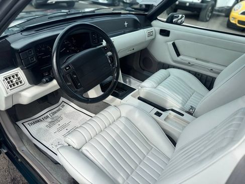 Used 1990 Ford Mustang LX RWD image 31