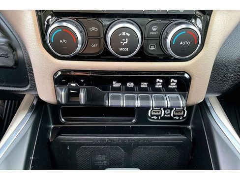 Used 2022 RAM 2500 Laramie image 17