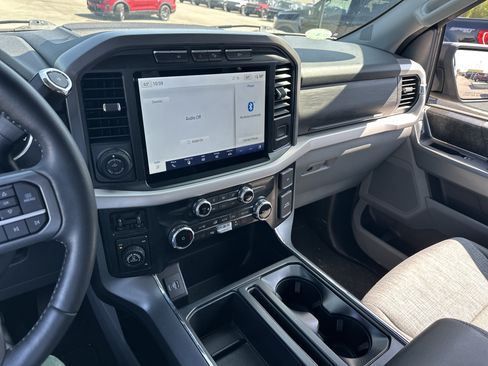 Used 2022 Ford F150 XLT w/ Equipment Group 302A High AWD/4WD image 4