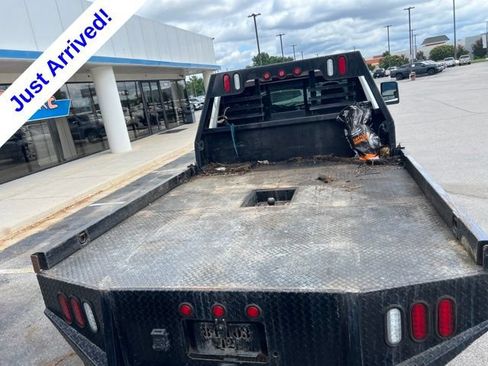 Used 2022 Chevrolet Silverado 2500 LT w/ Convenience Package AWD/4WD image 4