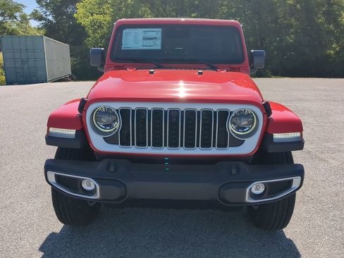 New 2026 Jeep Wrangler Unlimited Sahara AWD/4WD image 7