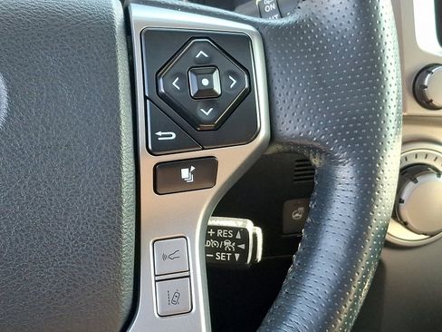 Certified 2023 Toyota 4Runner SR5 Premium image 23