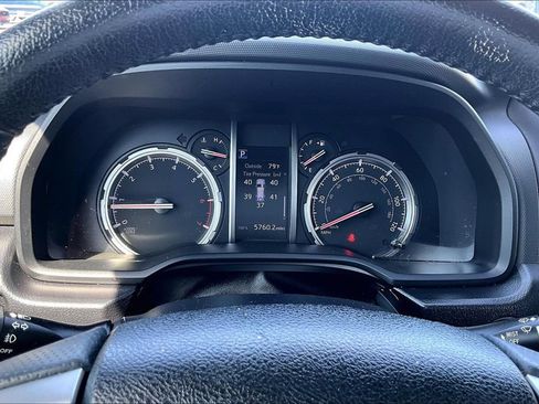Used 2023 Toyota 4Runner Limited AWD/4WD image 13