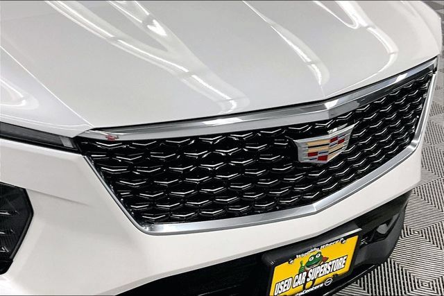 Used 2025 Cadillac XT4 Premium Luxury w/ LPO, Floor Liner Package AWD/4WD image 33