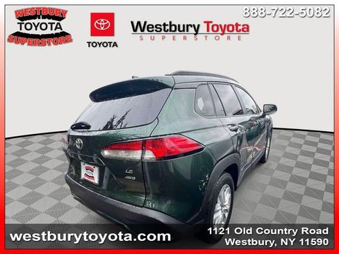 Certified 2023 Toyota Corolla Cross LE w/ Moonroof Package AWD/4WD image 6