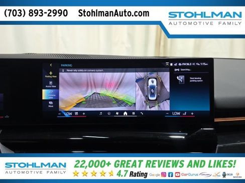 Used 2024 BMW 530i xDrive w/ Premium Package image 21