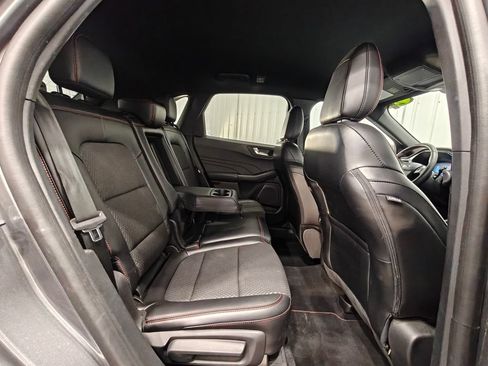 Used 2023 Ford Escape ST-Line AWD/4WD image 21