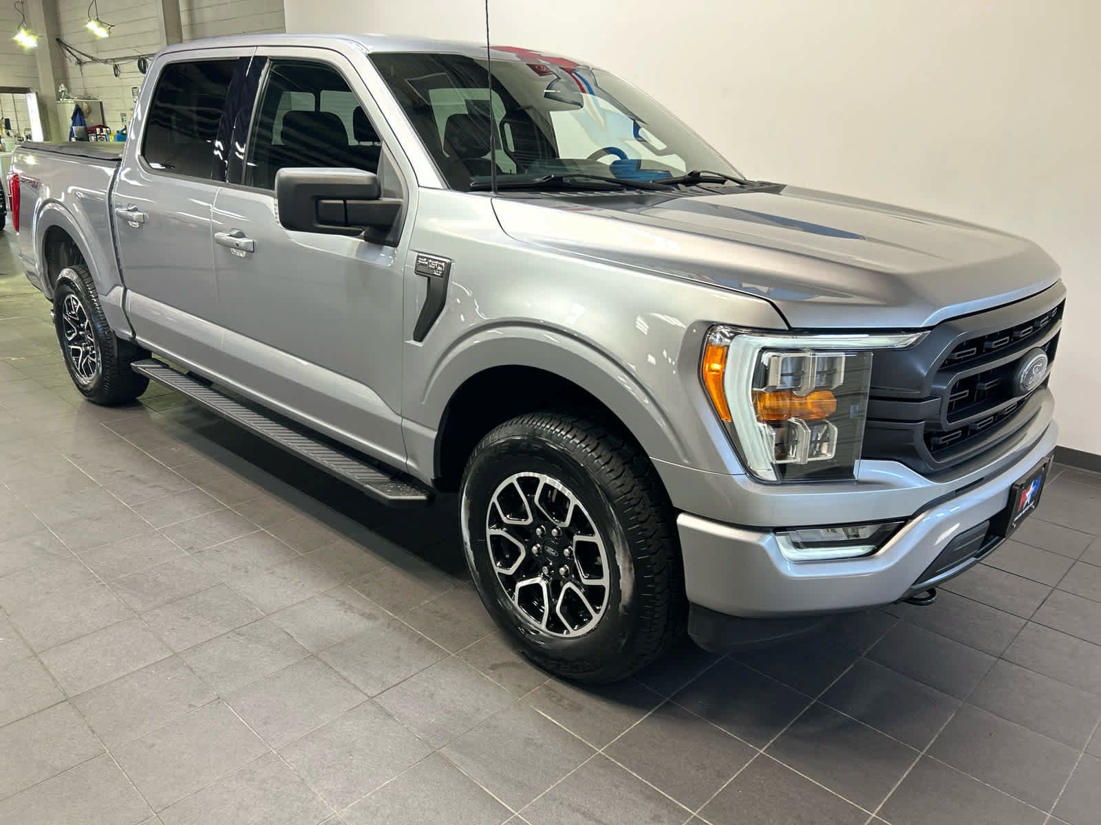 Used 2021 Ford F150 XLT w/ Equipment Group 302A High AWD/4WD image 2