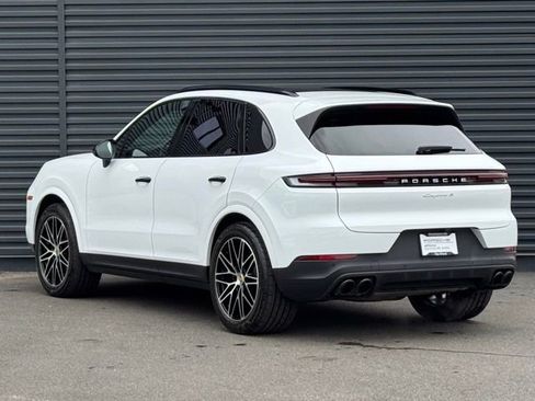 Certified 2024 Porsche Cayenne S AWD/4WD image 3