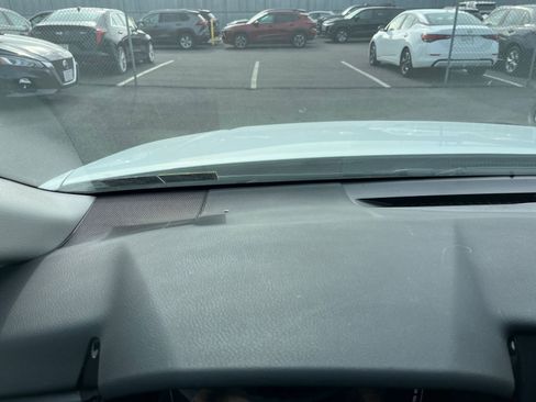 Used 2025 Toyota Camry LE image 33